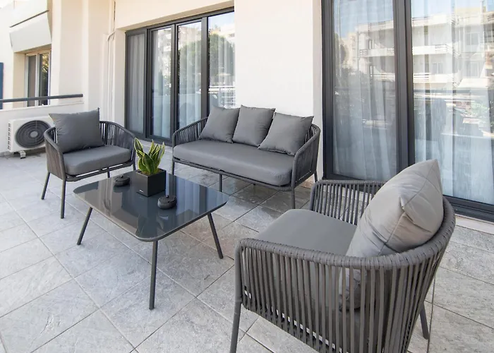 Flats Avenue 236